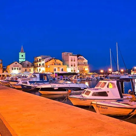 Apartment Fortuna In Pirovac, Close To The Seabeach Pirovac